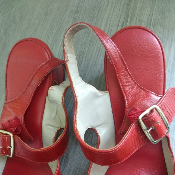 Vintage Red Shoes Size 8 / 9 Chunky Heels Strappy Slingbacks - Picture 4 of 15